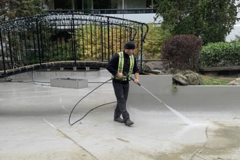 Pressure Washer Nozzles - Knowing what pressure nozzles to use in different types of fountain cleanings not only help with production but also minimizes risks to older waterproofing and finishing systems.